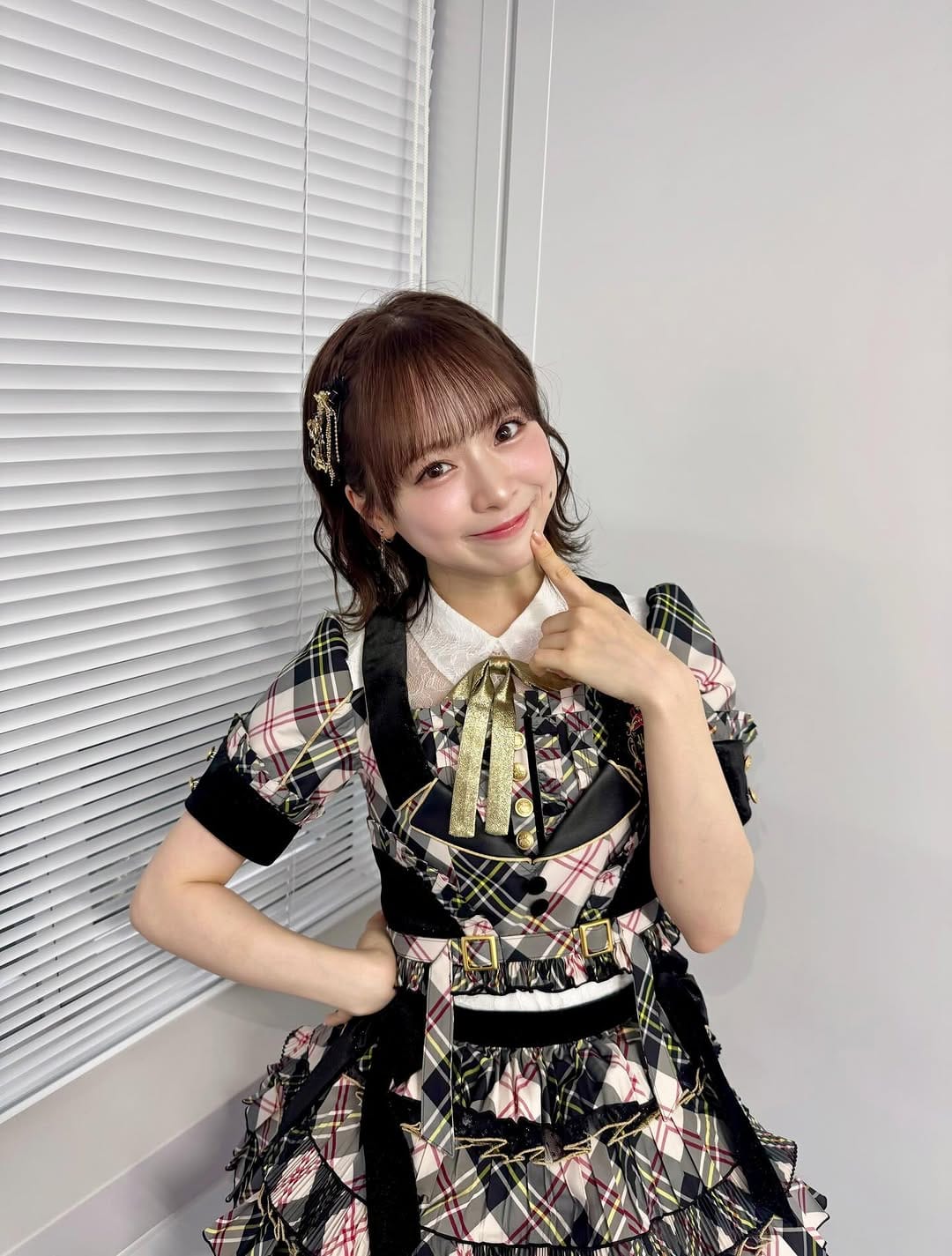Post 2 by 倉野尾成美 on Instagram (carousel)