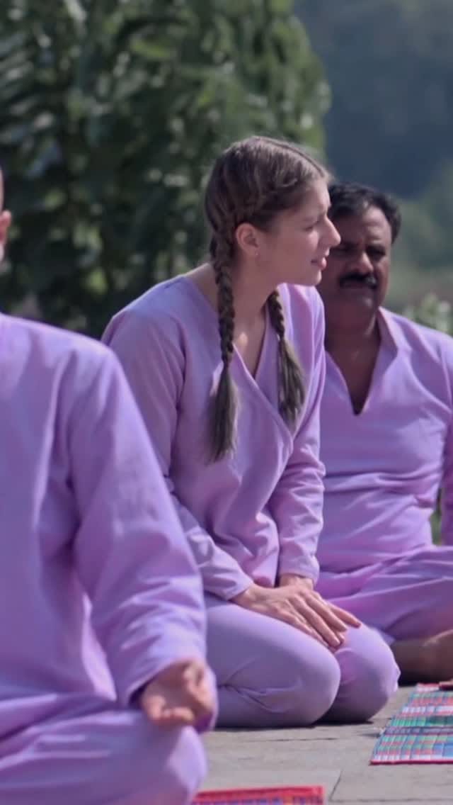 Post 1 by Joanna Ashka on Instagram (video)