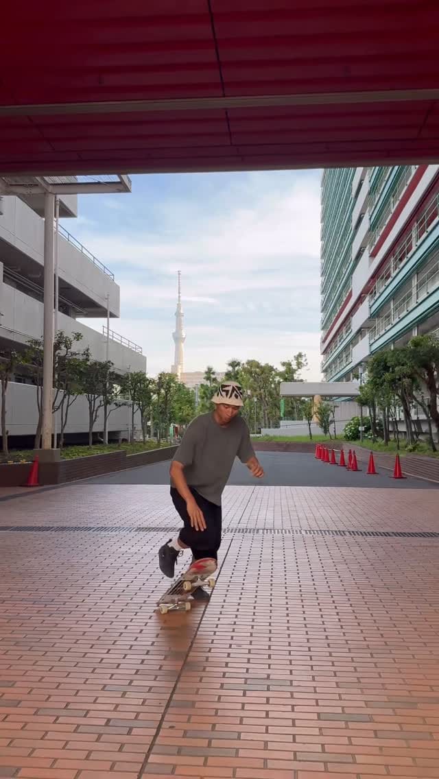 Post 6 by Issei morinaka on Instagram (video)