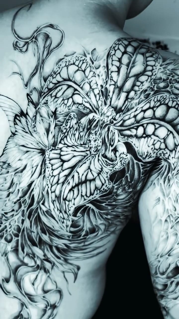 Post 9 by 𝐒𝐀𝐊𝐔𝐑𝐀 on Instagram (video)