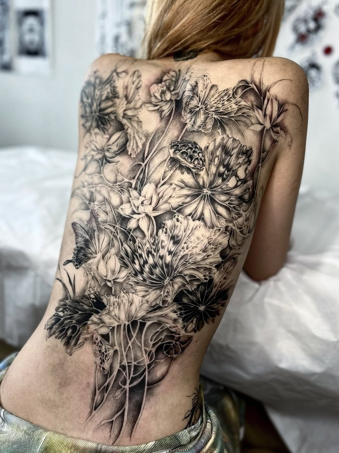 Post 10 by 𝐒𝐀𝐊𝐔𝐑𝐀 on Instagram (carousel)