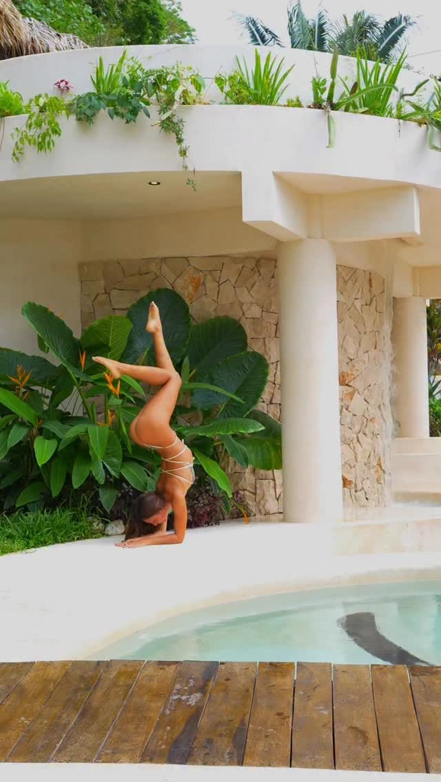 Post 7 by Alessia Neri 🌱 Yoga & Wellness Mentor on Instagram (video)