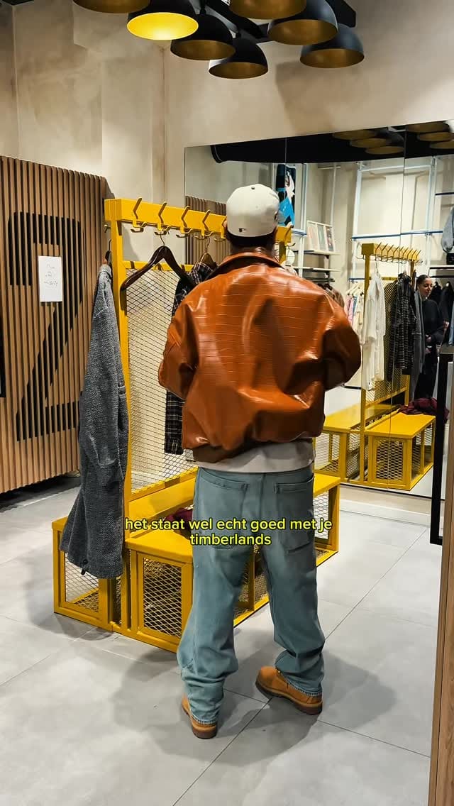 Post 9 by MUNIE&CO on Instagram (video)