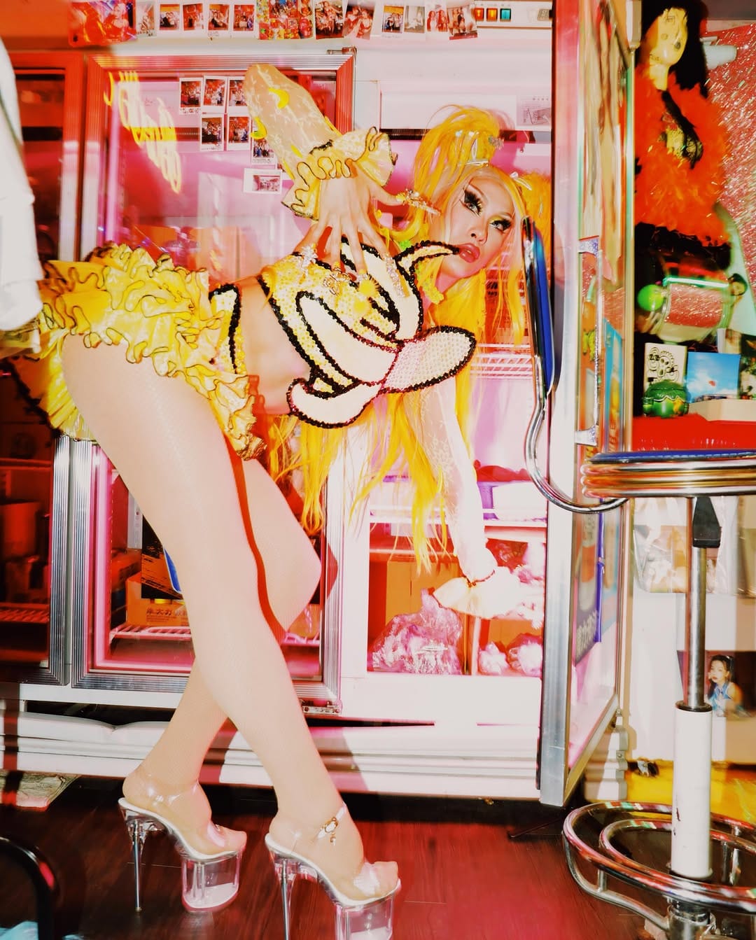 Post 2 by Manbo Key  / 登 曼波 on Instagram (carousel)
