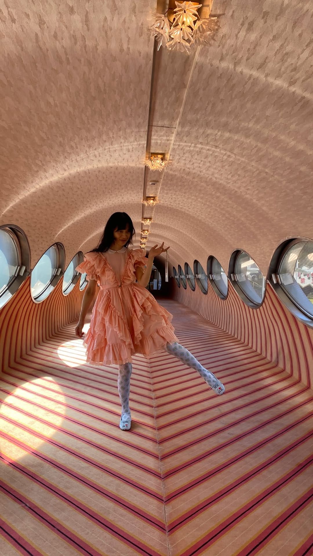 Post 9 by Nao Koyabu 나오 on Instagram (video)