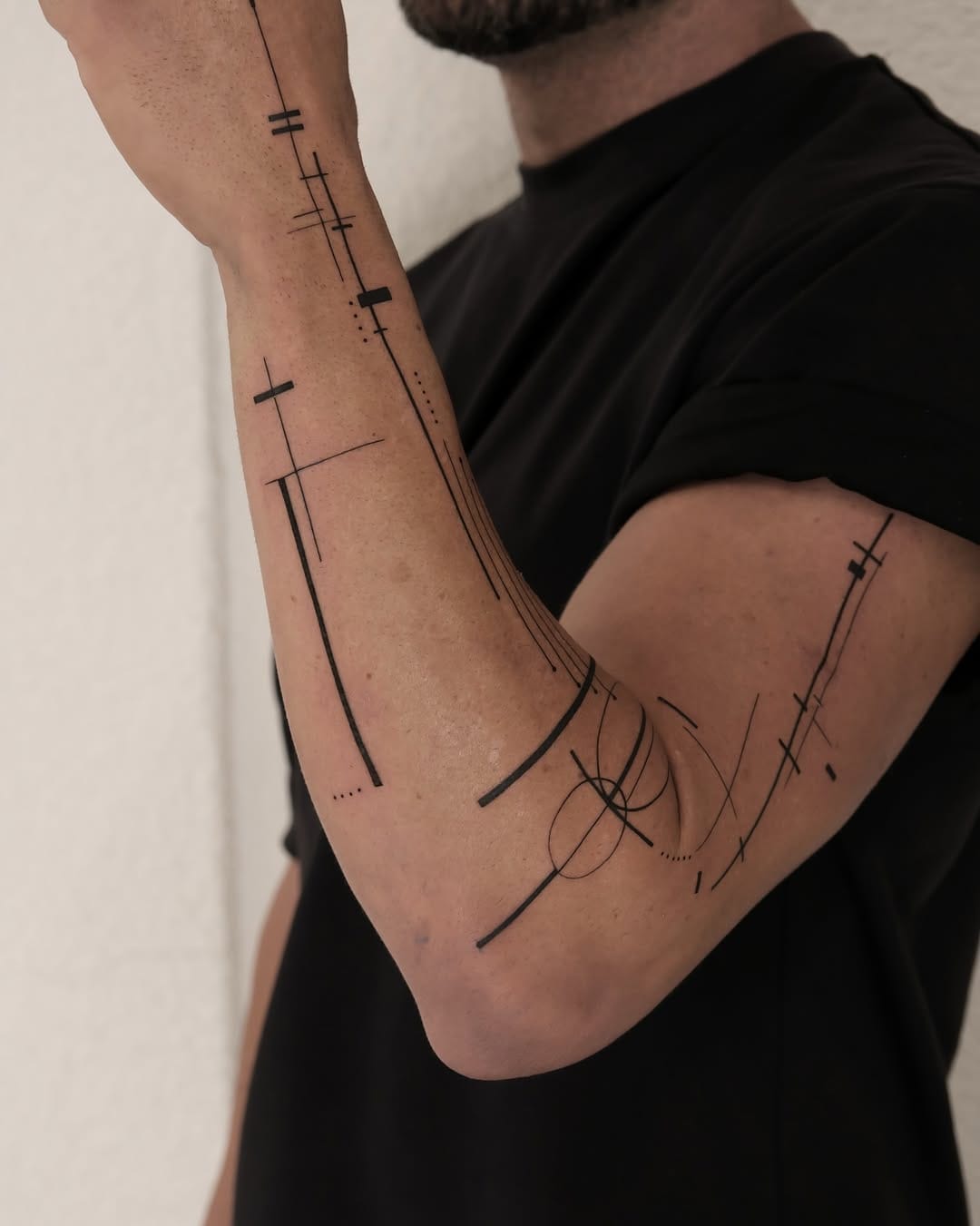 Post 4 by Carol Wang - Melbourne Tattoo on Instagram (carousel)