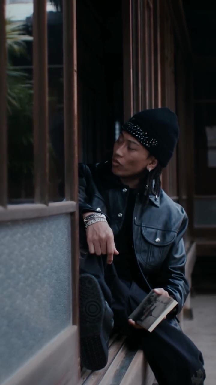 Post 5 by ¥ellow Bucks on Instagram (video)