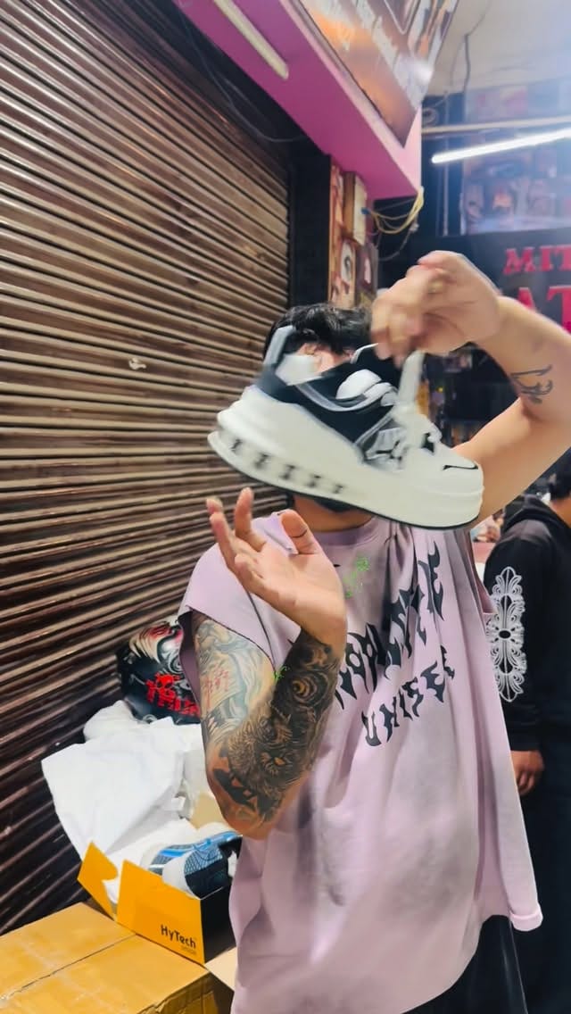 Post 9 by Deepak Bhatia on Instagram (video)