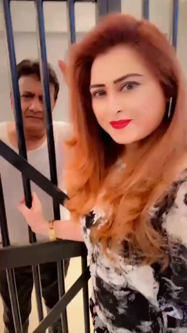 Post 2 by Akbar Bin Tabar on Instagram (video)