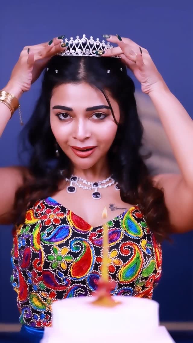 Post 6 by @thulir.designer on Instagram (video)