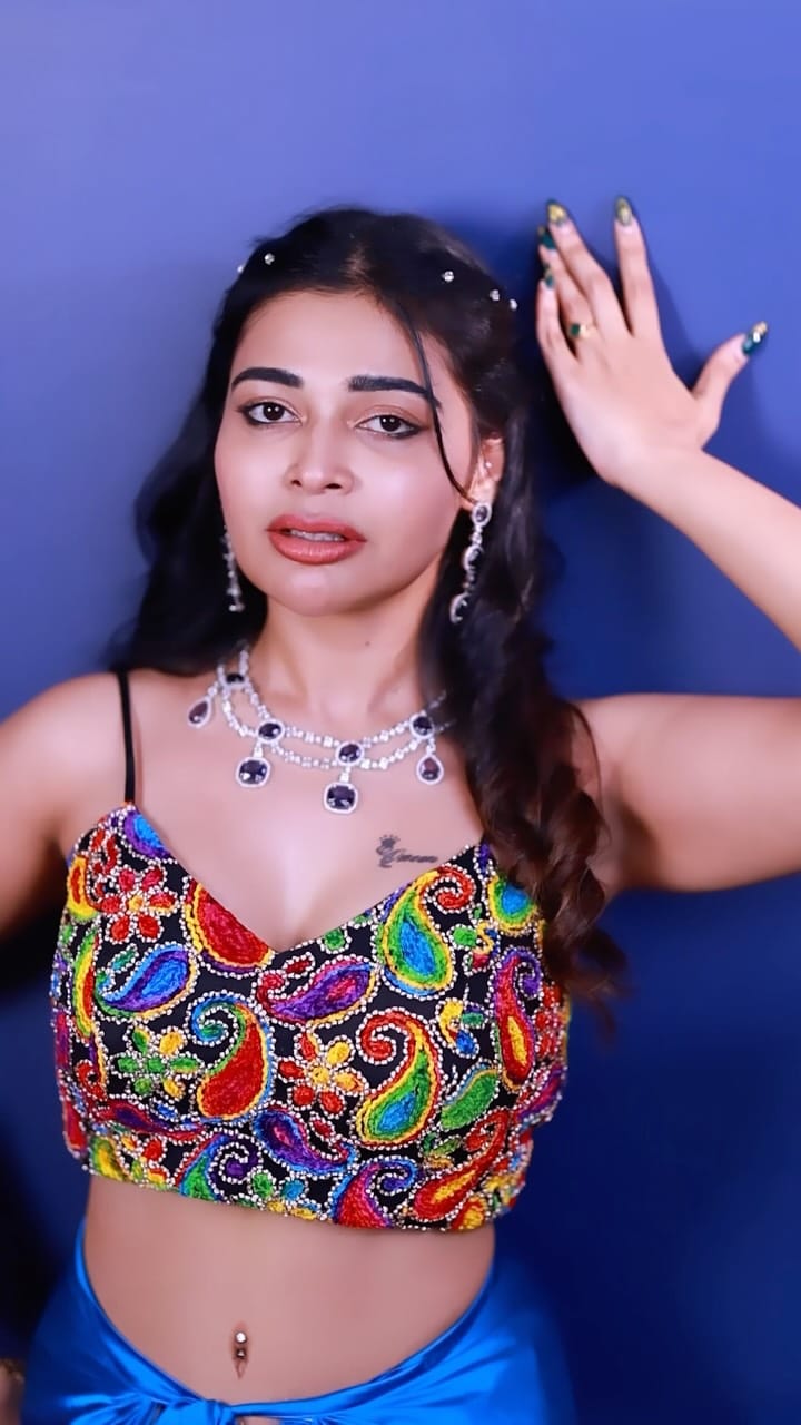 Post 3 by @thulir.designer on Instagram (video)