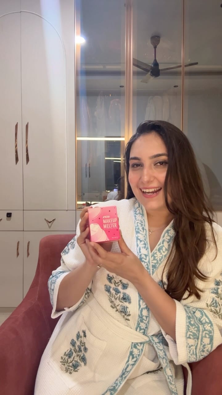 Post 5 by Ruchika Kashelani Dance on Instagram (video)