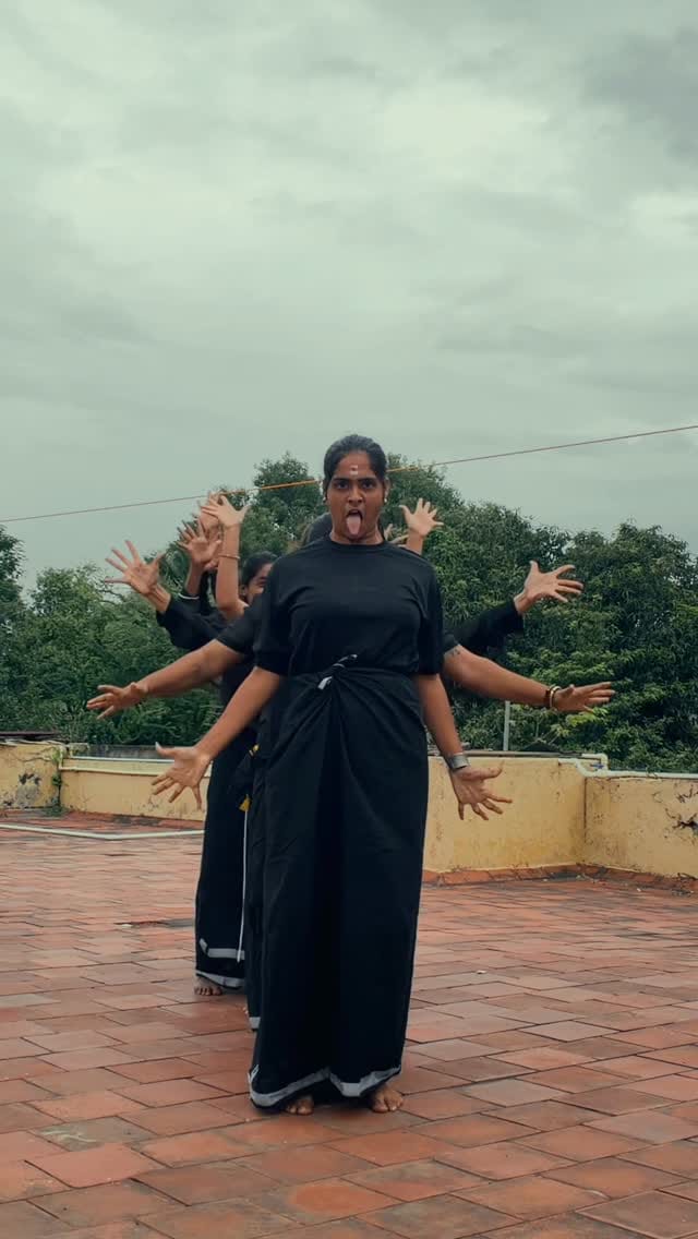 Post 10 by The she unit on Instagram (video)