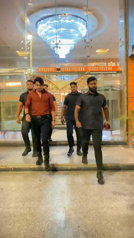 Post 4 by Akshay Sengar on Instagram (video)