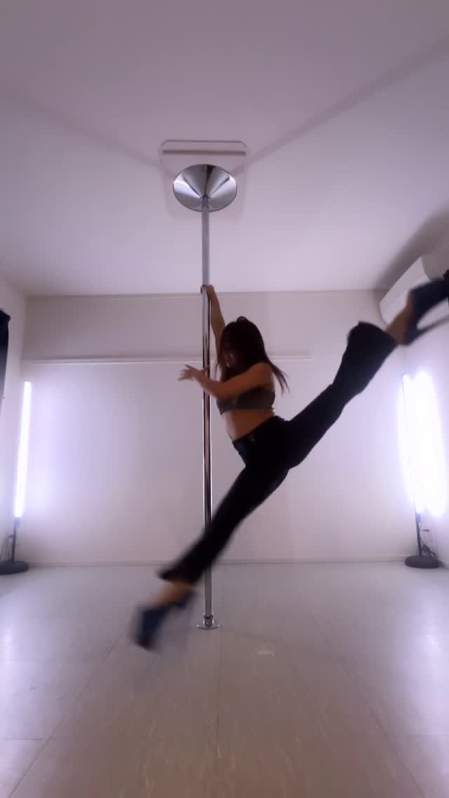 Post 4 by haruna_pole HarunaMatsunami on Instagram (video)