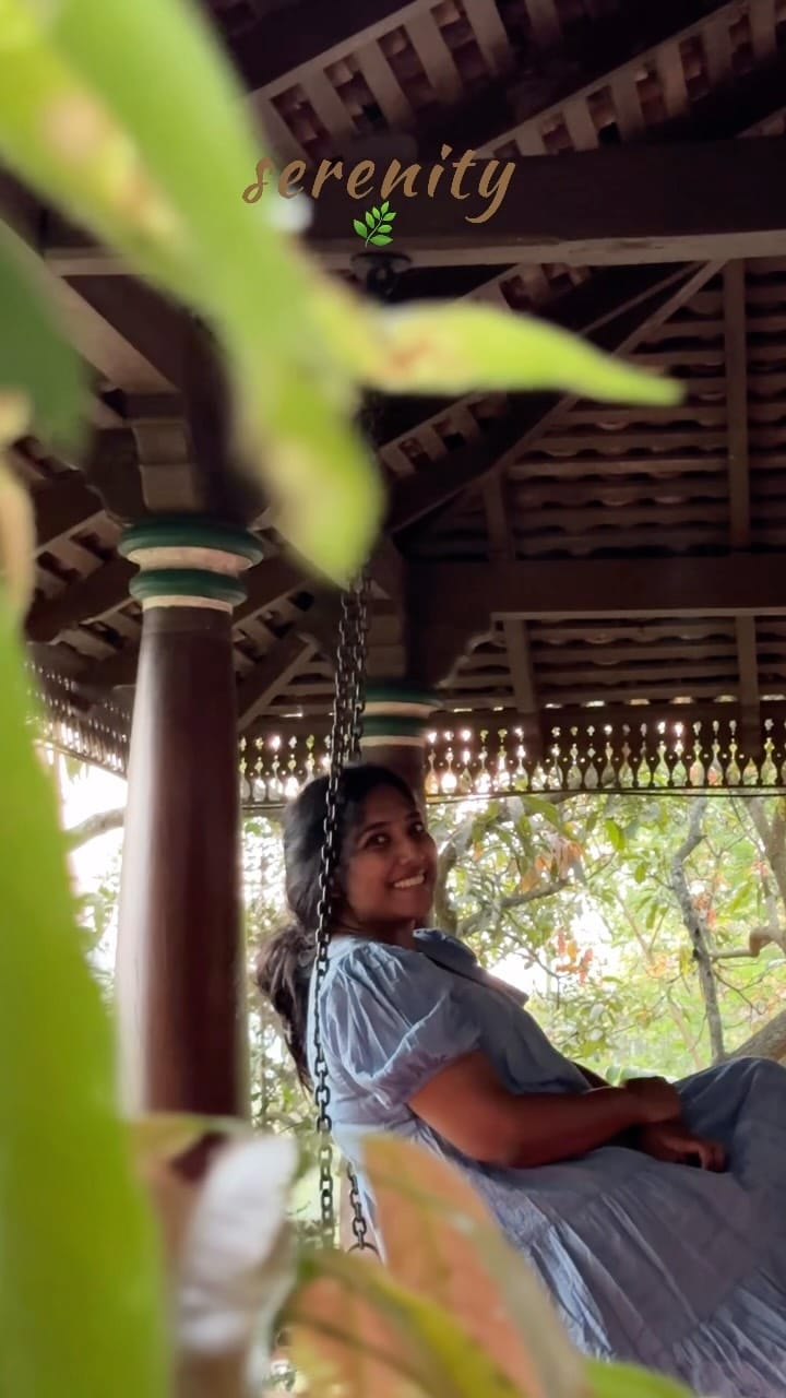 Post 1 by 🦋𝓡𝓮𝓼𝓱𝓶𝓪🦋 on Instagram (video)