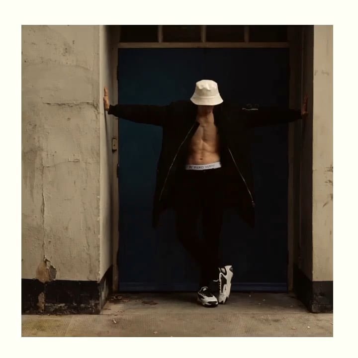 Post 2 by Piero Verni on Instagram (video)