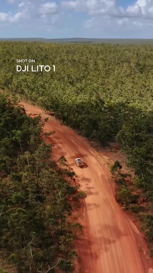 Post 3 by CHELSEA GRECH & JAMES DICKSON on Instagram (video)