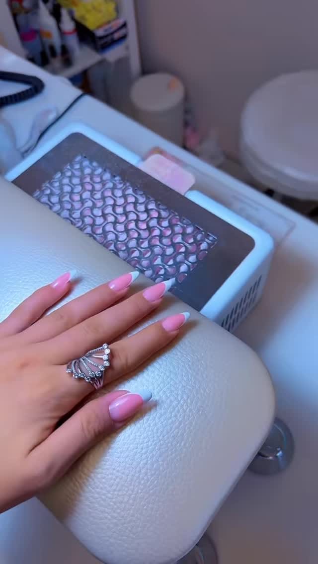 Post 7 by Ghizlane Zeroual on Instagram (video)