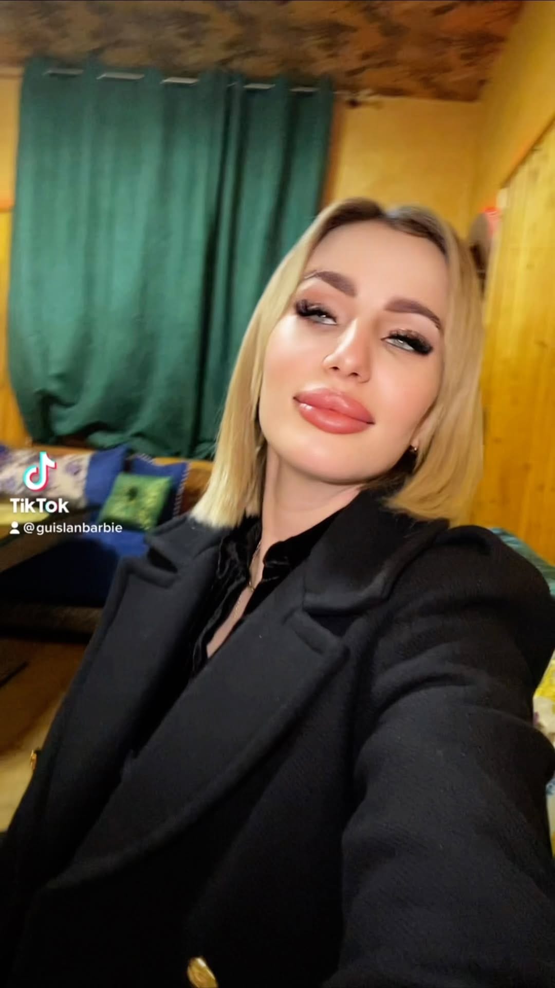 Post 9 by Ghizlane Zeroual on Instagram (video)