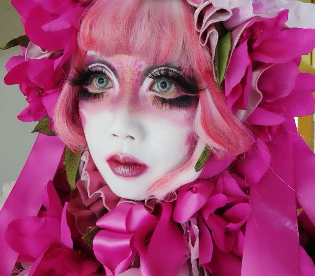 Post 2 by 𝖒𝖎𝖓𝖔𝖗𝖎 on Instagram (carousel)