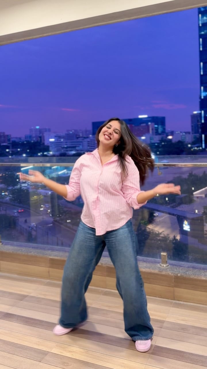 Post 5 by Madhura Mohod on Instagram (video)