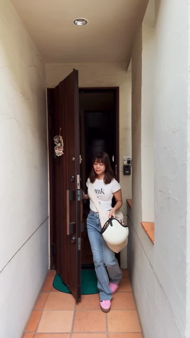 Post 8 by Naaami M on Instagram (video)