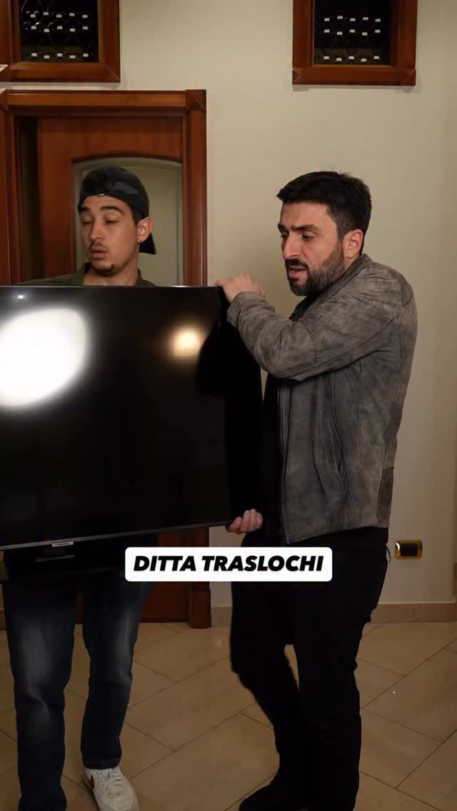 Post 8 by Paco De Rosa on Instagram (video)