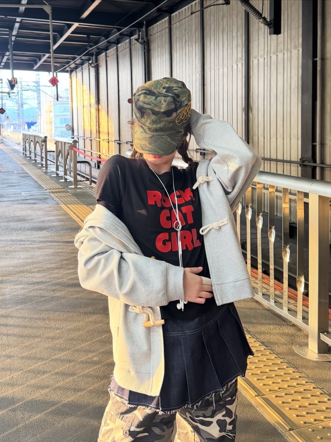 Post 3 by 原田都愛 / Harada Toa on Instagram (carousel)