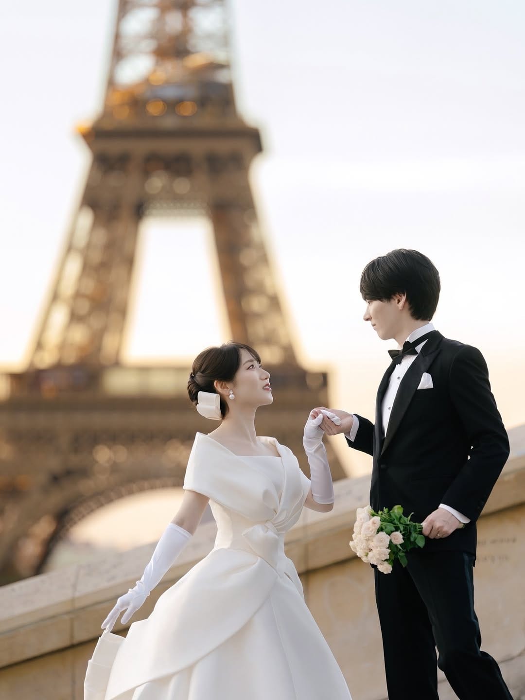 Post 5 by Mika Takemoto | ブライダルヘアメイク on Instagram (carousel)