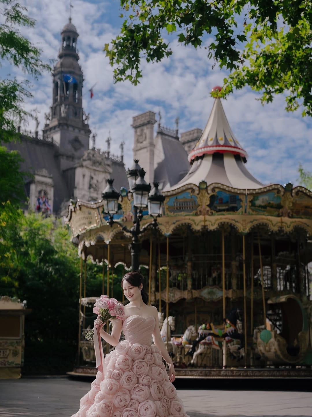 Post 3 by Mika Takemoto | ブライダルヘアメイク on Instagram (carousel)
