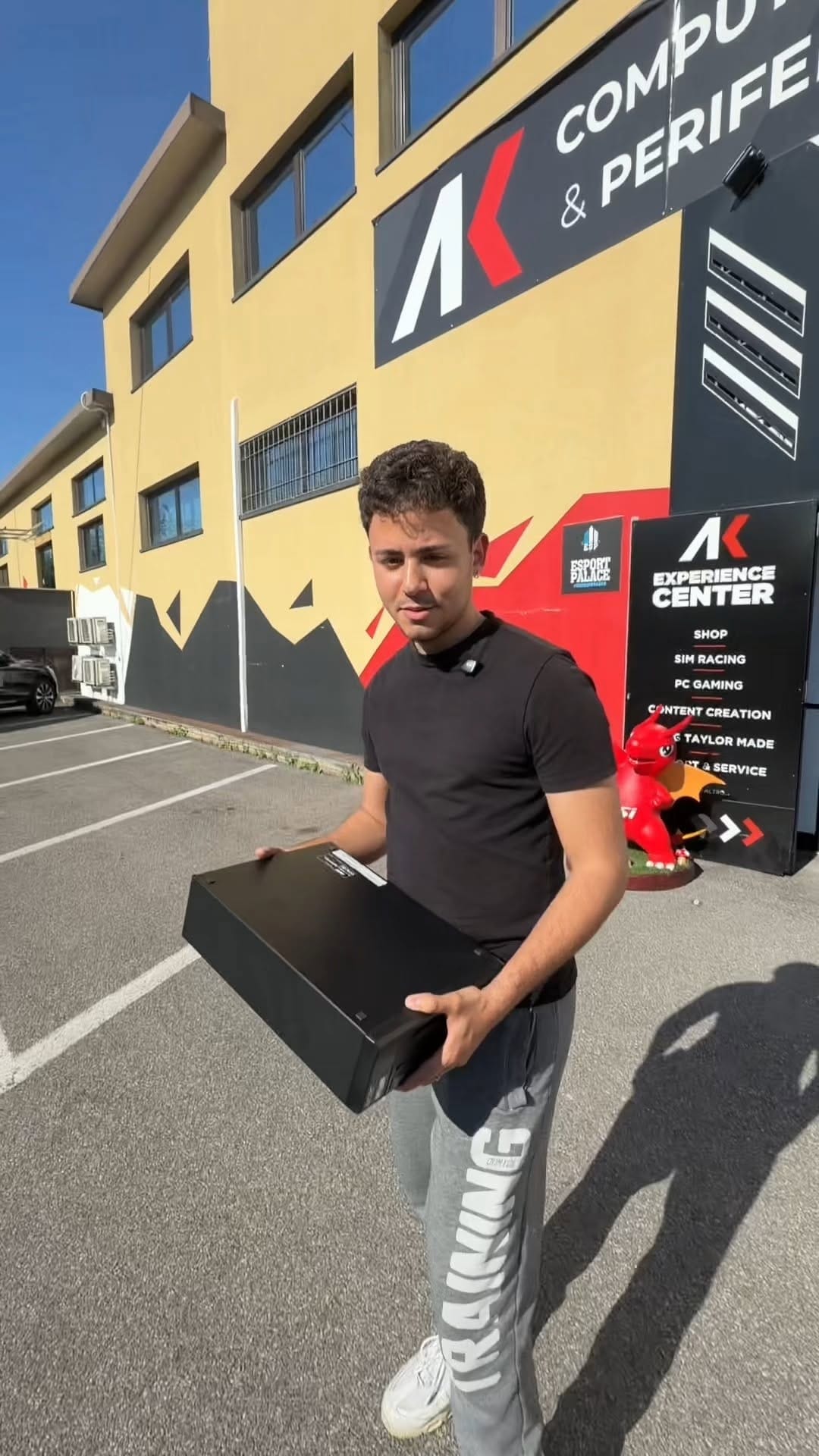 Post 10 by Ak Informatica Gaming on Instagram (video)