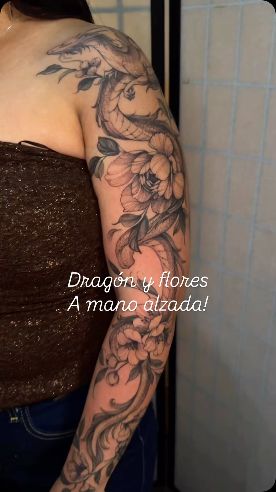 Post 1 by 𝕾𝖙𝖆𝖞 𝕲𝖔𝖑𝖉 𝕿𝖆𝖙𝖙𝖔𝖔 on Instagram (video)