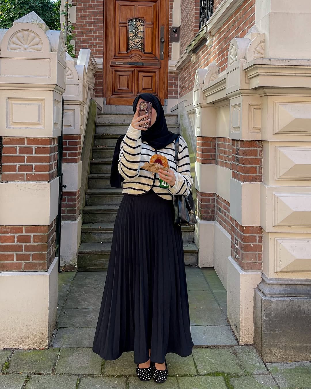 Post 3 by MODESTY BELOW THE KNEE ⵣ on Instagram (carousel)