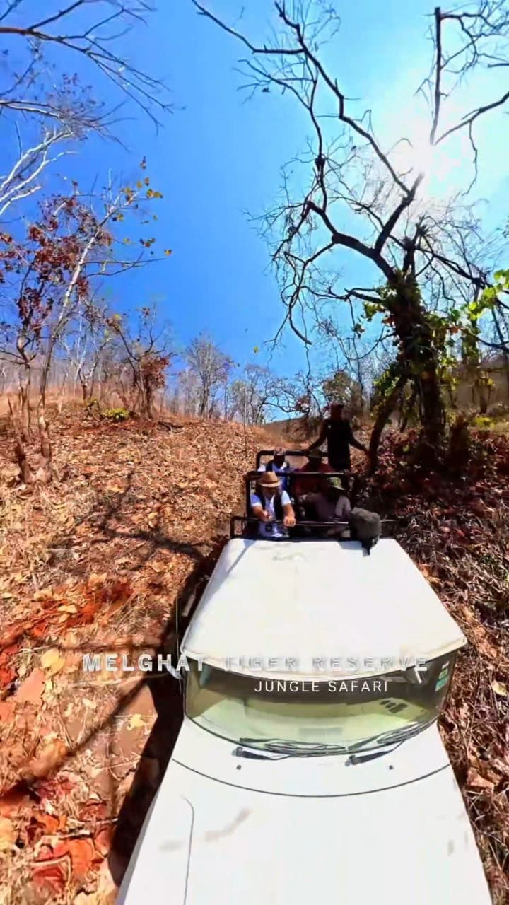Post 5 by Kim Aswani on Instagram (video)