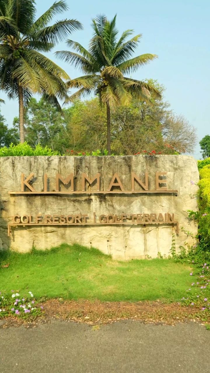 Post 4 by Kim Aswani on Instagram (video)
