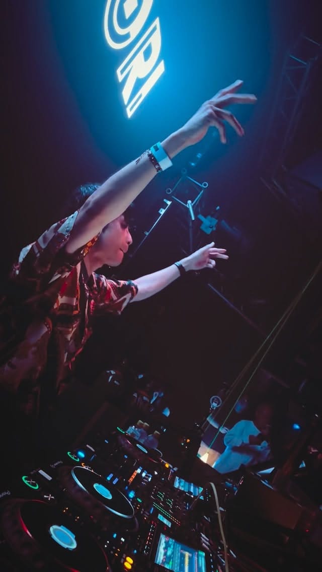 Post 3 by DJ KOMORI on Instagram (video)