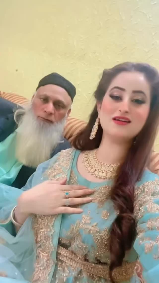 Post 9 by _chat_master on Instagram (video)