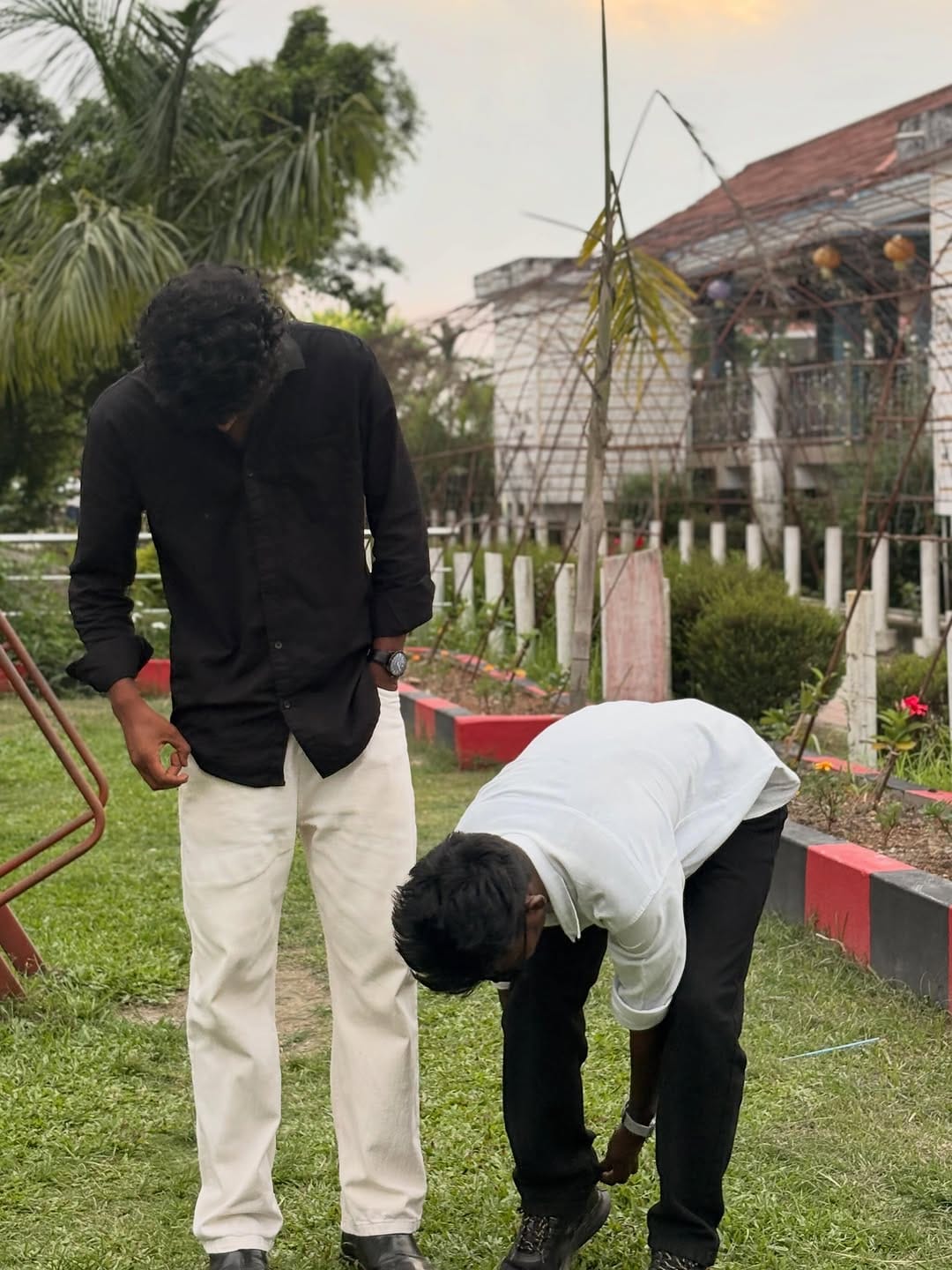 Post 4 by Comedian Suresh on Instagram (carousel)