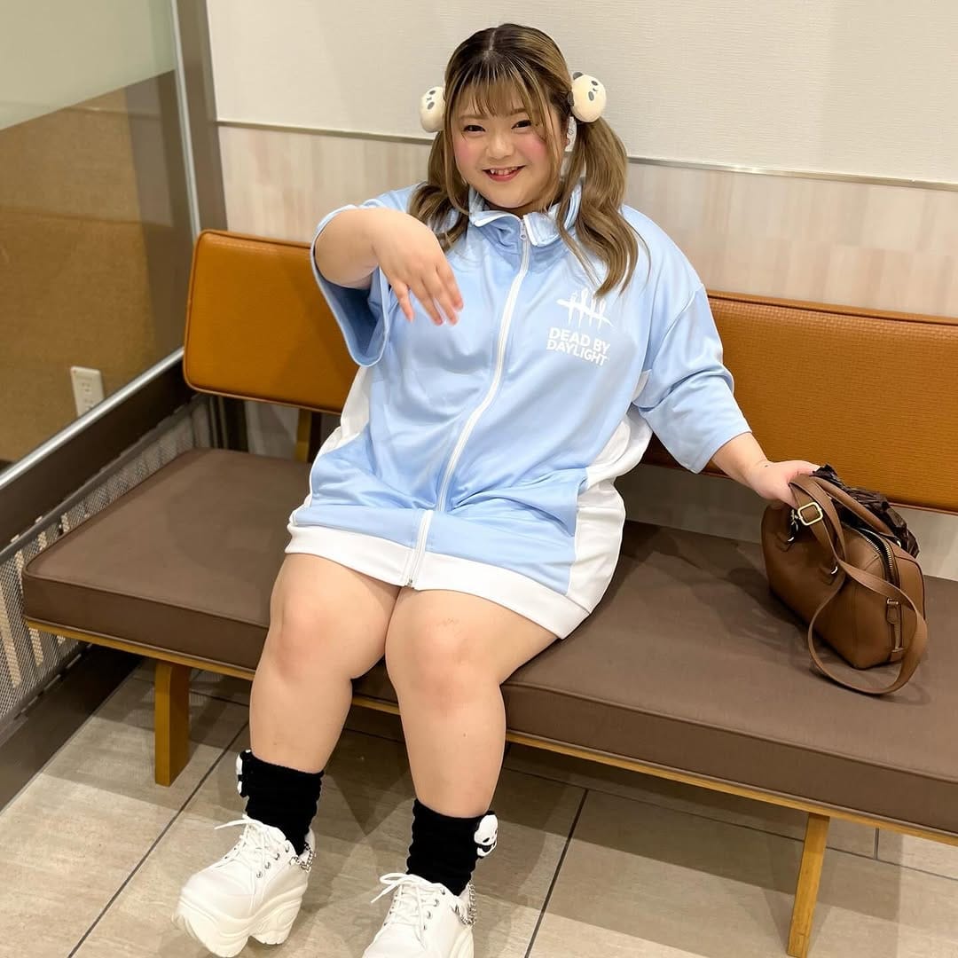 Post 9 by ちゅら☆もか on Instagram (carousel)