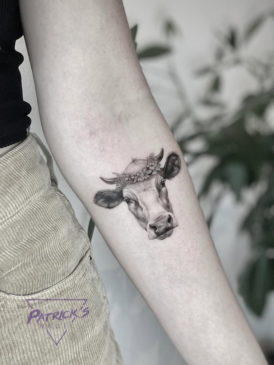 Post 8 by 𝗣atricks Nadel on Instagram (carousel)