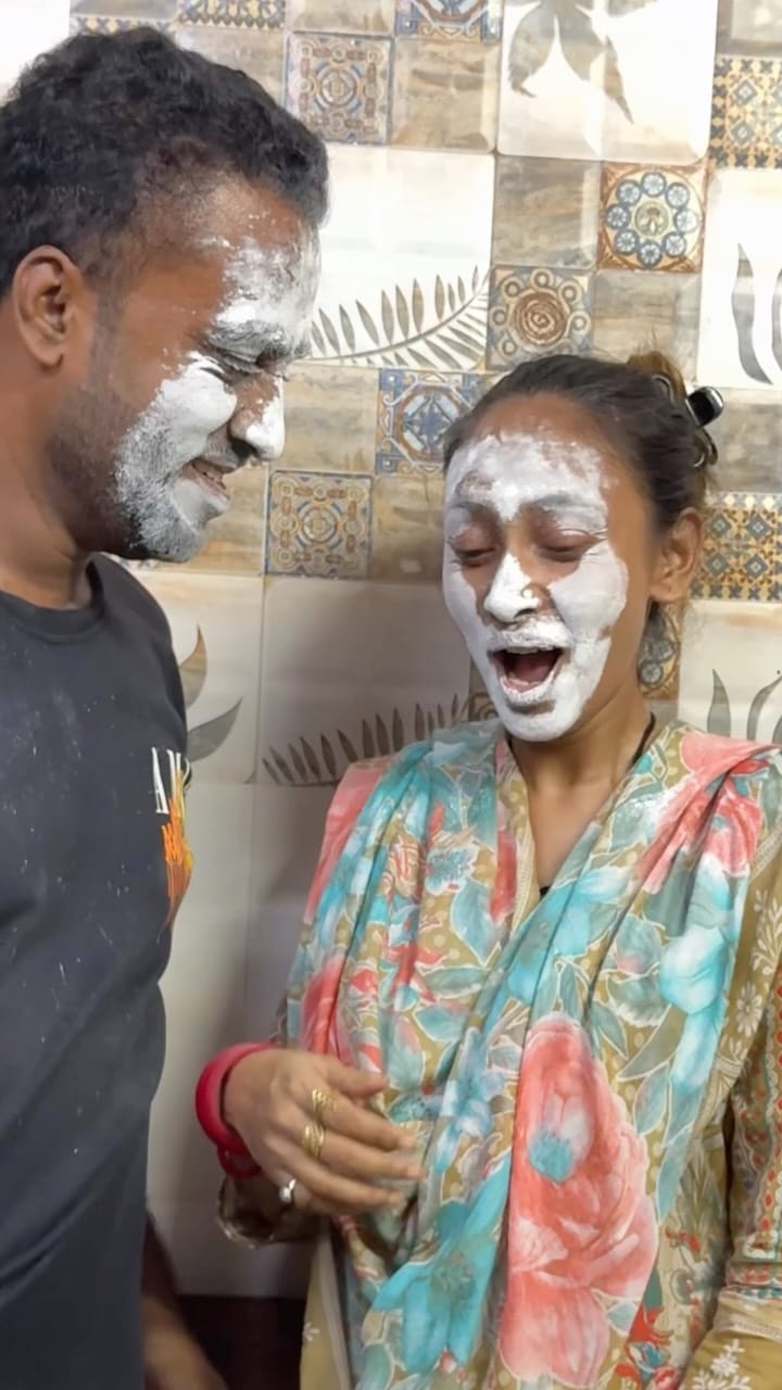 Post 2 by SHAFIQUE SHAIKH on Instagram (video)