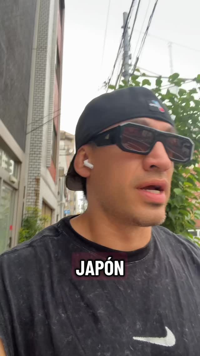 Post 2 by DAGA ダガ 🇲🇽 on Instagram (video)