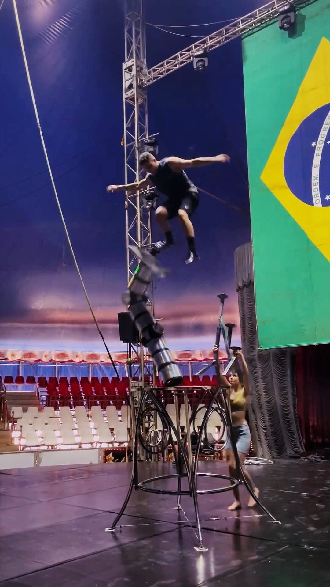 Post 4 by Cirque Goals on Instagram (video)