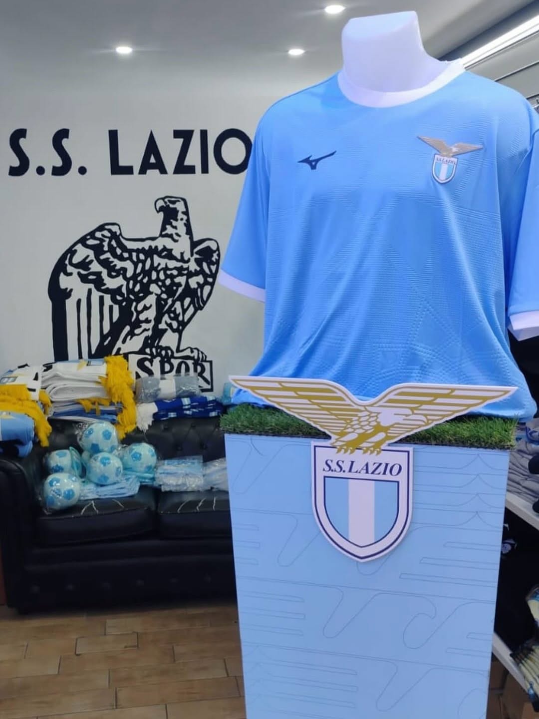 Post 9 by Lazio 1900 on Instagram (carousel)