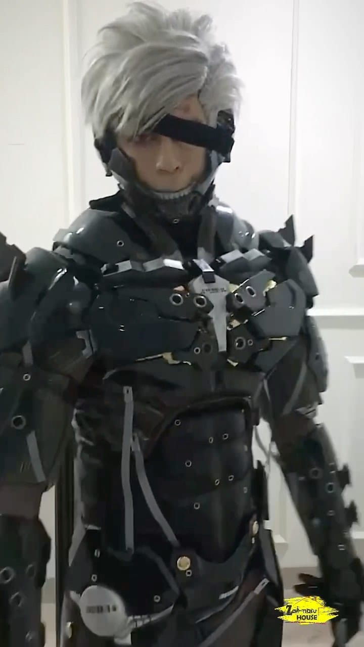 Post 9 by Zai Naru House cosplay on Instagram (video)