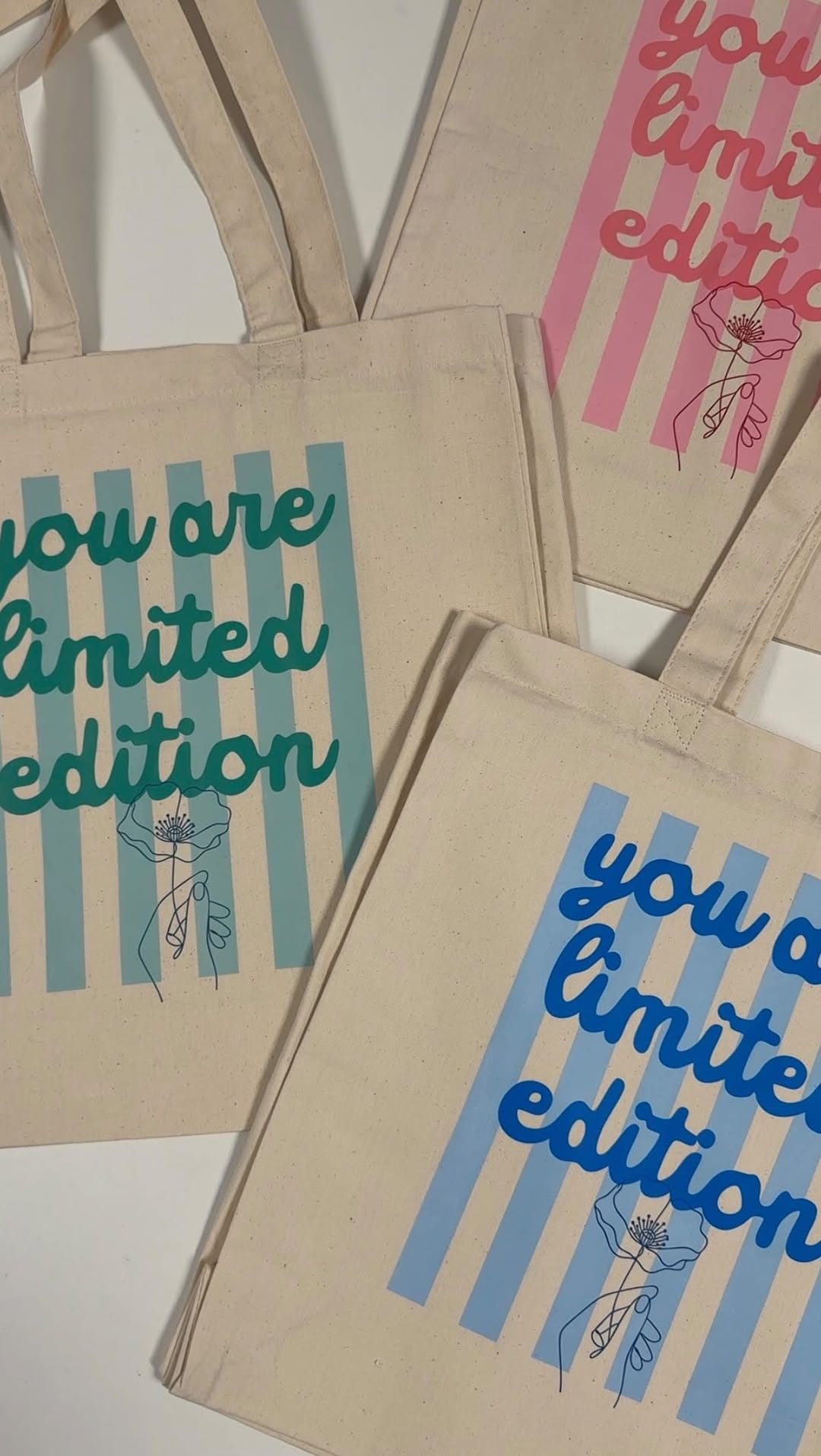 Post 6 by VONJULA Family Concept Store Geschenke Deko Kleidung on Instagram (video)
