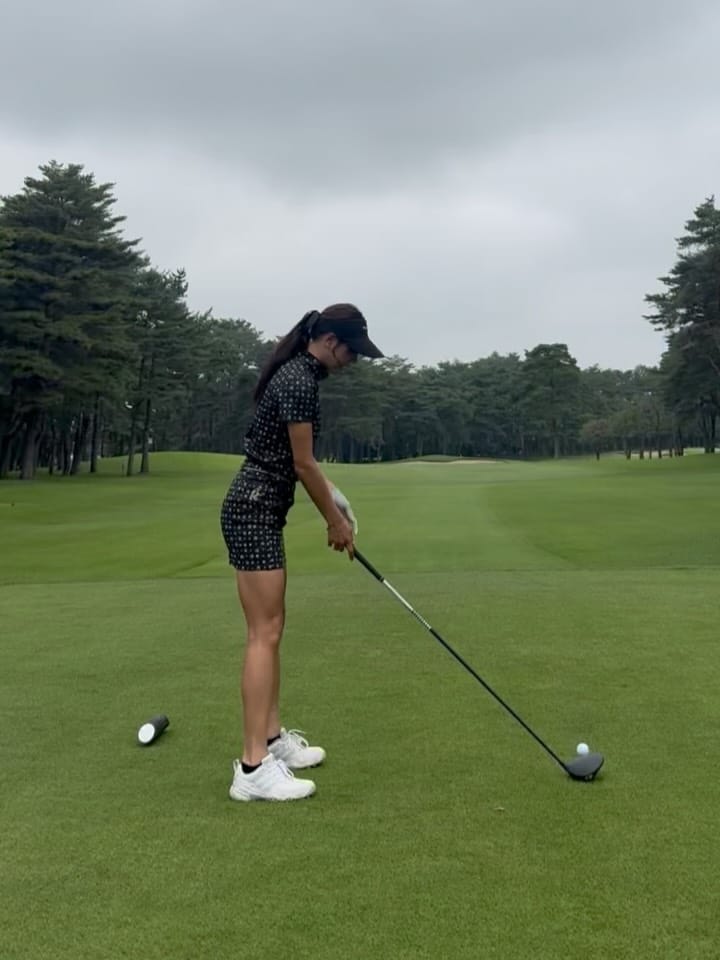 Post 1 by 🌸AYANO GOLF ／美スイング⛳️ on Instagram (carousel)