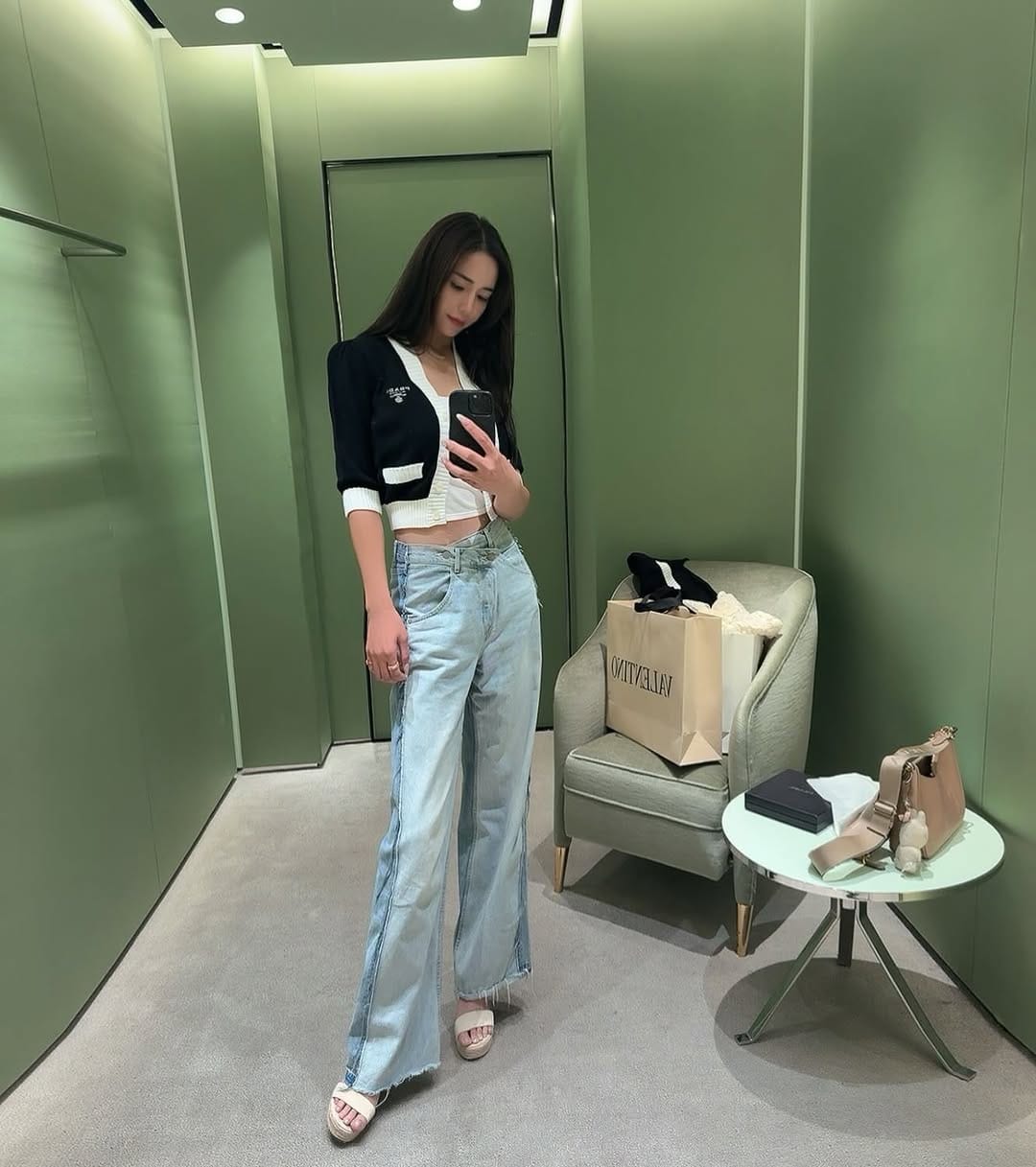 Post 6 by 🌸AYANO GOLF ／美スイング⛳️ on Instagram (image)