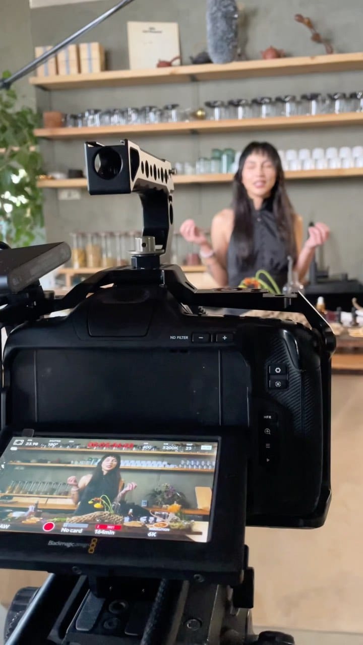 Post 10 by Jovanna Kay on Instagram (video)